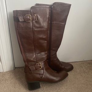 Brown Riding boots in size 6.5 M